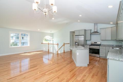 10 Stone St, Fall River, MA 02723 photo 16