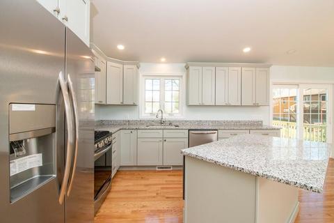 10 Stone St, Fall River, MA 02723 photo 20