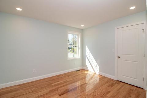 10 Stone St, Fall River, MA 02723 photo 24