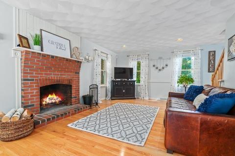 14 True Ln, Georgetown, MA 01833 photo 6