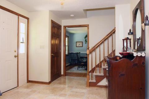 28 Mcguire Rd, Sutton, MA 01590 photo 5