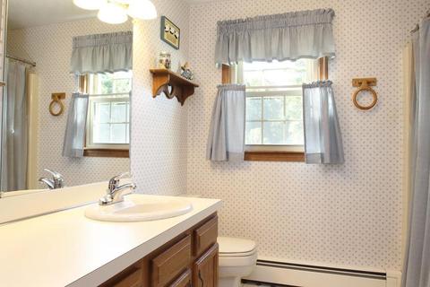 28 Mcguire Rd, Sutton, MA 01590 photo 15