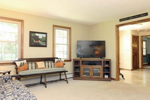 28 Mcguire Rd, Sutton, MA 01590 photo 3