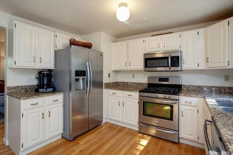14 Heron Cir, Mashpee, MA 02649 photo 10
