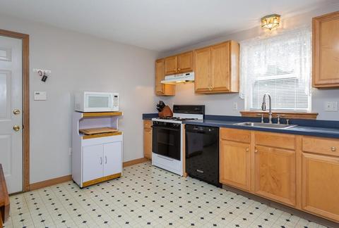 59 Pheasant Dr, Springfield, MA 01119 photo 13