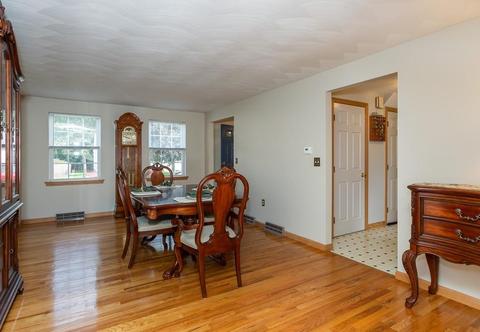 59 Pheasant Dr, Springfield, MA 01119 photo 8
