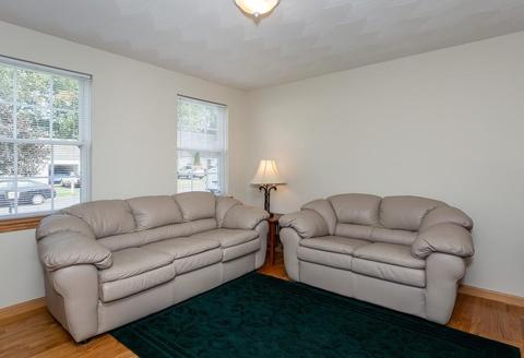 59 Pheasant Dr, Springfield, MA 01119 photo 4