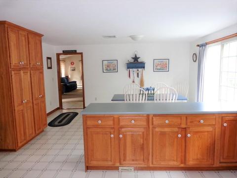 33 Sandy Hill Rd, Raynham, MA 02767 photo 5