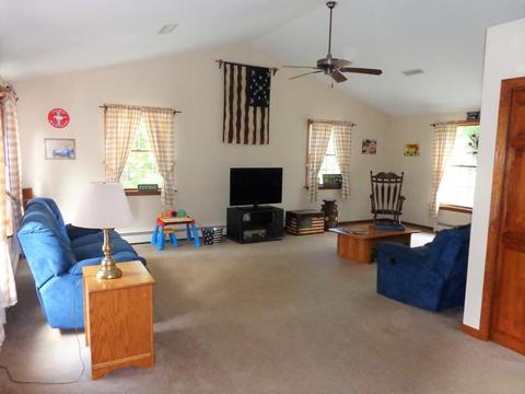 33 Sandy Hill Rd, Raynham, MA 02767 photo 9