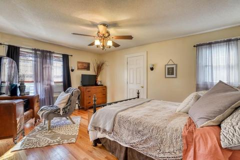 26 Mandalay Rd, Springfield, MA 01118 photo 18