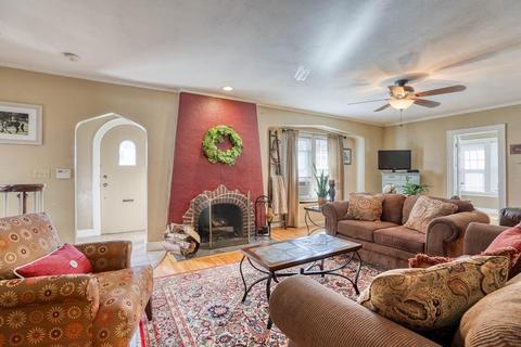 26 Mandalay Rd, Springfield, MA 01118 photo 8