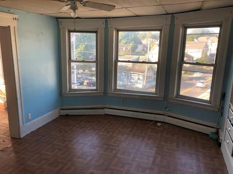 39 Oakland Ave, Methuen, MA 01844 photo 7