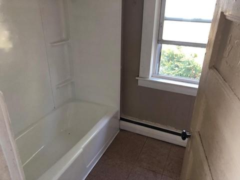 39 Oakland Ave, Methuen, MA 01844 photo 12