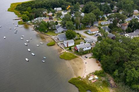 22 Marks Cove Rd, Wareham, MA 02571 photo 2