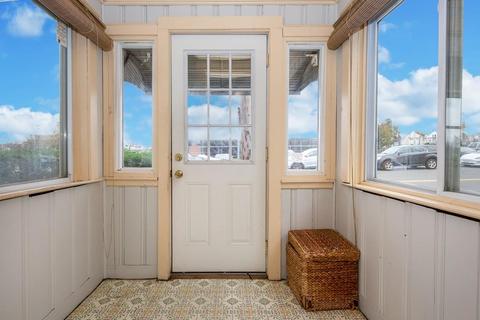 36 Spring St, Everett, MA 02149 photo 6