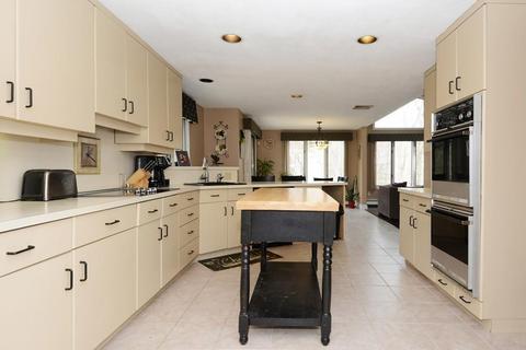 55 Longbow Rd, Danvers, MA 01923 photo 12