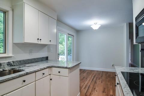 17 Windsor Dr, Ashland, MA 01721 photo 13