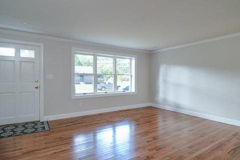 17 Windsor Dr, Ashland, MA 01721 photo 5
