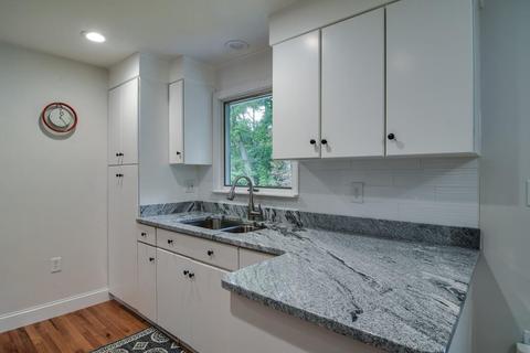17 Windsor Dr, Ashland, MA 01721 photo 9