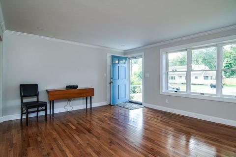 17 Windsor Dr, Ashland, MA 01721 photo 3