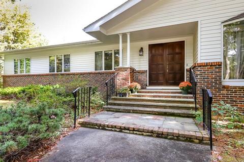 127 Pecunit St, Canton, MA 02021 photo 3