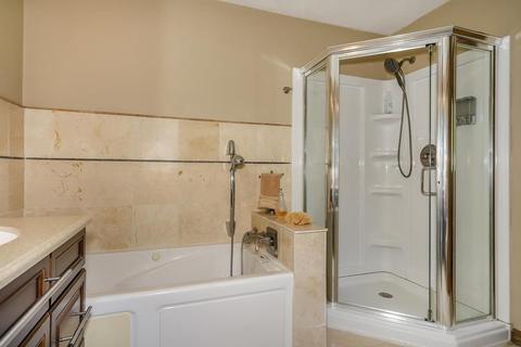 127 Pecunit St, Canton, MA 02021 photo 17