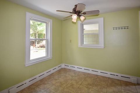 33 Pershing Ave, Acushnet, MA 02743 photo 12