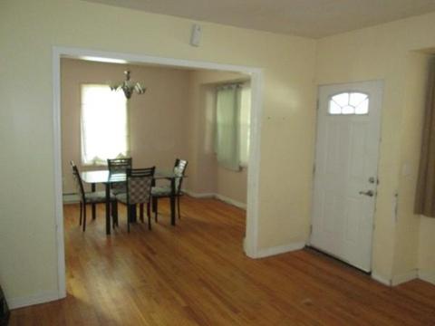 113 Stanton St, Worcester, MA 01605 photo 3