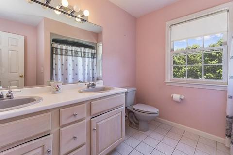 35 Culloden Dr, Canton, MA 02021 photo 22