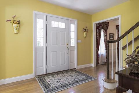 35 Culloden Dr, Canton, MA 02021 photo 3