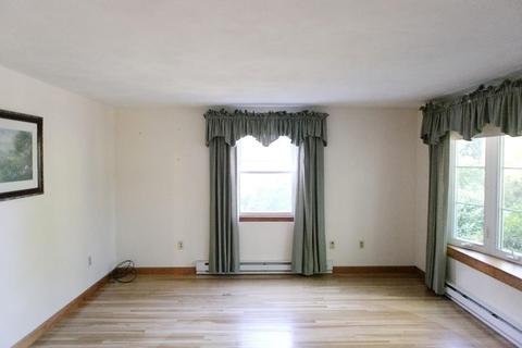 14 Doane Ave, Beverly, MA 01915 photo 2