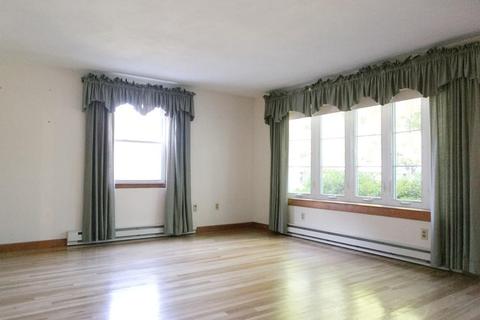 14 Doane Ave, Beverly, MA 01915 photo 3