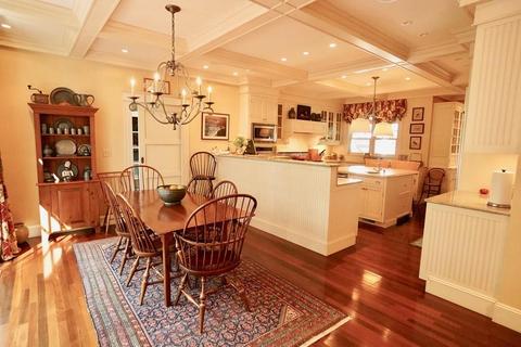 27 Brown St, Marblehead, MA 01945 photo 16