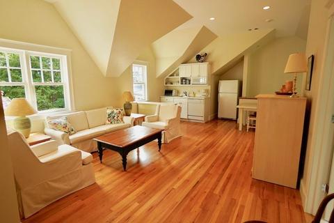 27 Brown St, Marblehead, MA 01945 photo 29