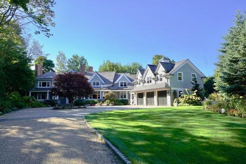 27 Brown St, Marblehead, MA 01945 photo 2