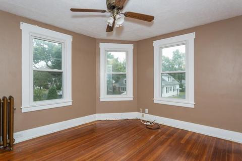 112 Eddy St, Springfield, MA 01104 photo 8