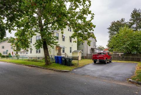 112 Eddy St, Springfield, MA 01104 photo 4
