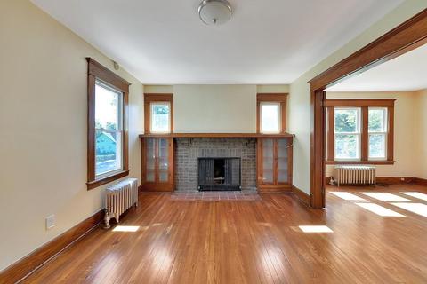 116 Maynard St, Springfield, MA 01109 photo 16