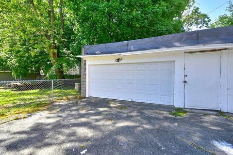 116 Maynard St, Springfield, MA 01109 photo 8