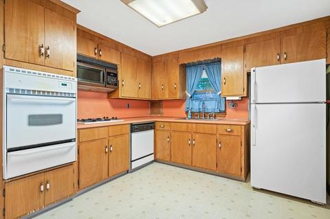 7 Cherry Ave, Stoneham, MA 02180 photo 14