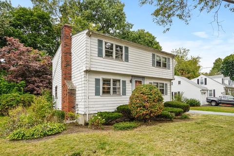 7 Cherry Ave, Stoneham, MA 02180 photo 3