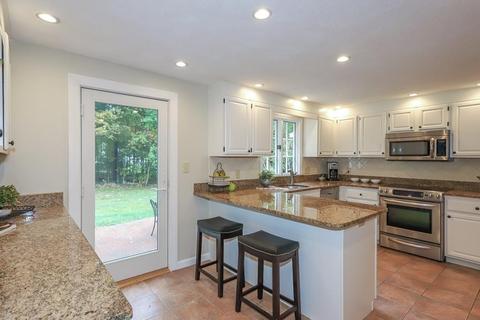 23 Hemlock Rd, Andover, MA 01810 photo 11
