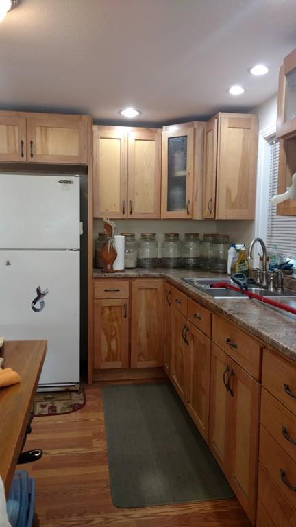 67 Lang St, Springfield, MA 01104 photo 6