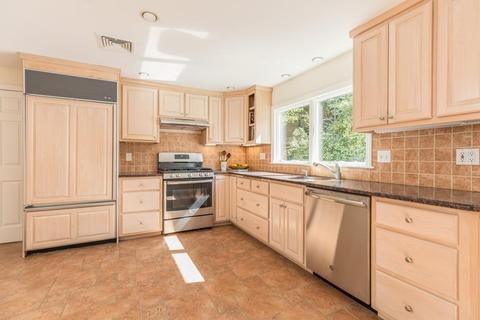 25 Twitchell St, Wellesley, MA 02482 photo 5