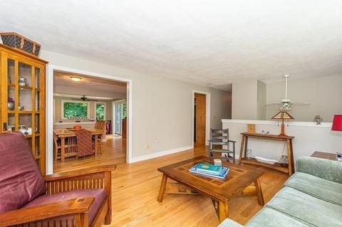 62 Martin Rd, Reading, MA 01867 photo 5