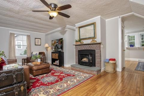 30 Eustis Ave, Wakefield, MA 01880 photo 5