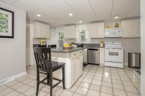 30 Eustis Ave, Wakefield, MA 01880 photo 14