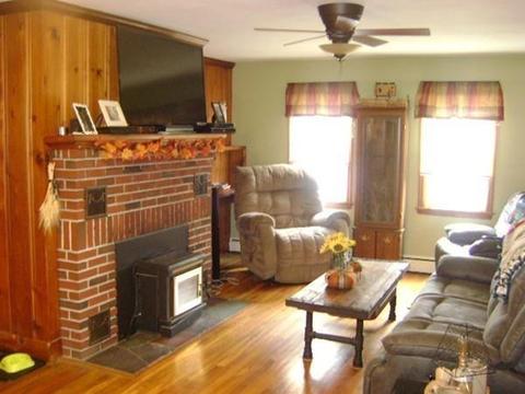127 Chestnut St, Southbridge, MA 01550 photo 22