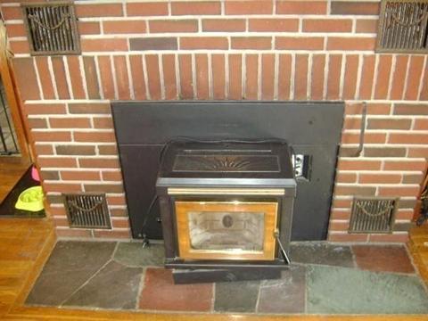 127 Chestnut St, Southbridge, MA 01550 photo 25