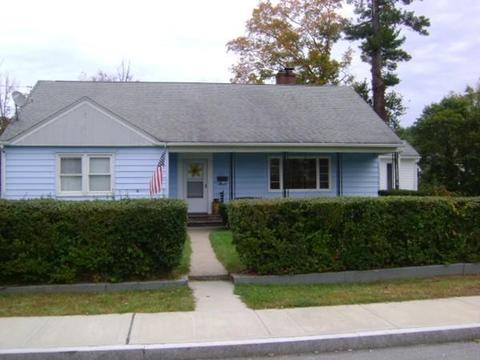 127 Chestnut St, Southbridge, MA 01550 photo 3